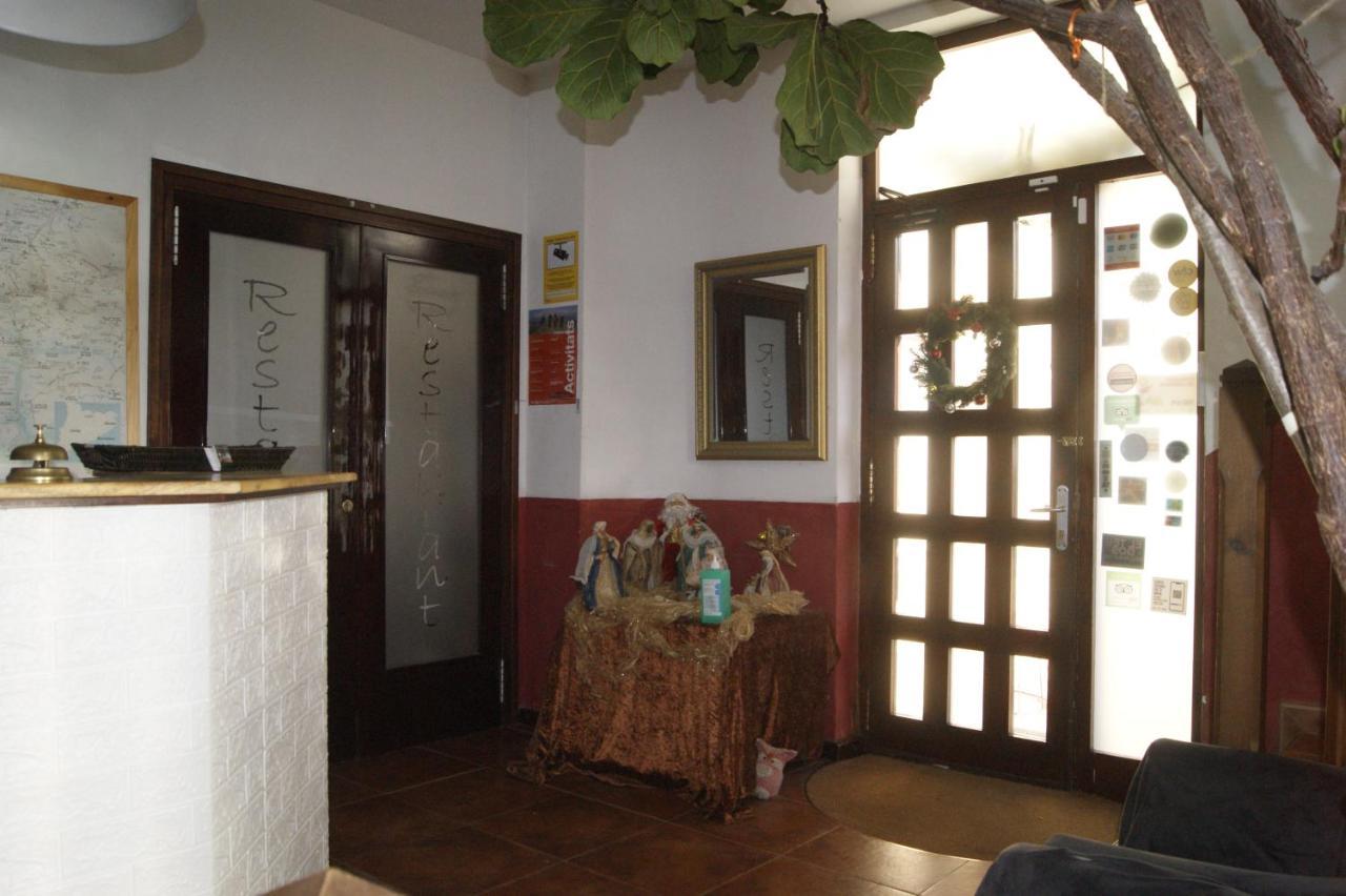 Hostal Cal Batista Bagá Екстериор снимка